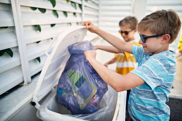 Best Junk Hauling Services  in Hartington, NE